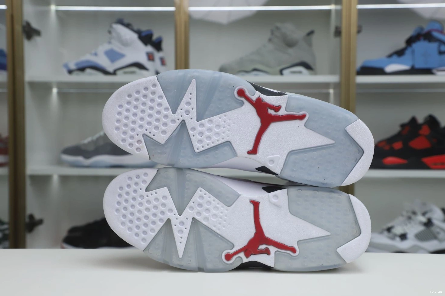 JORDAN 2021 RETRO AIR 'CARMINE' OG 6 0105